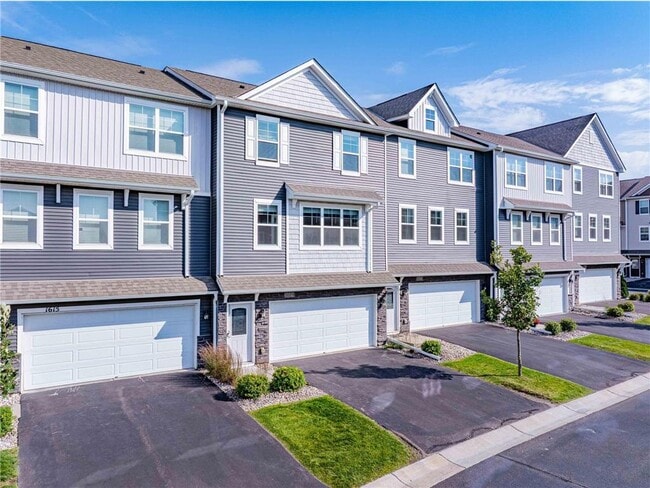 property at 1619 Windigo Ln