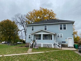 915 S Chestnut Ave in Green Bay, WI - Building Photo