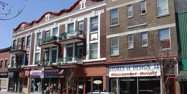 2125 Du Mont-Royal Av E