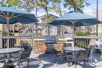 Crosswinds Apartments in Wilmington, NC - Foto de edificio - Building Photo