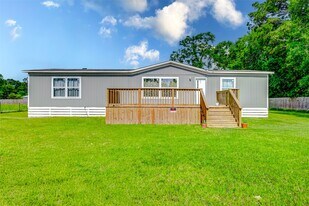 21012 Liberty St in New Caney, TX - Building Photo