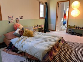 314 W 8th Ave in Grand Marais, MN - Building Photo