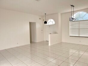 5749 NW 101st Way in Coral Springs, FL - Building Photo - Building Photo