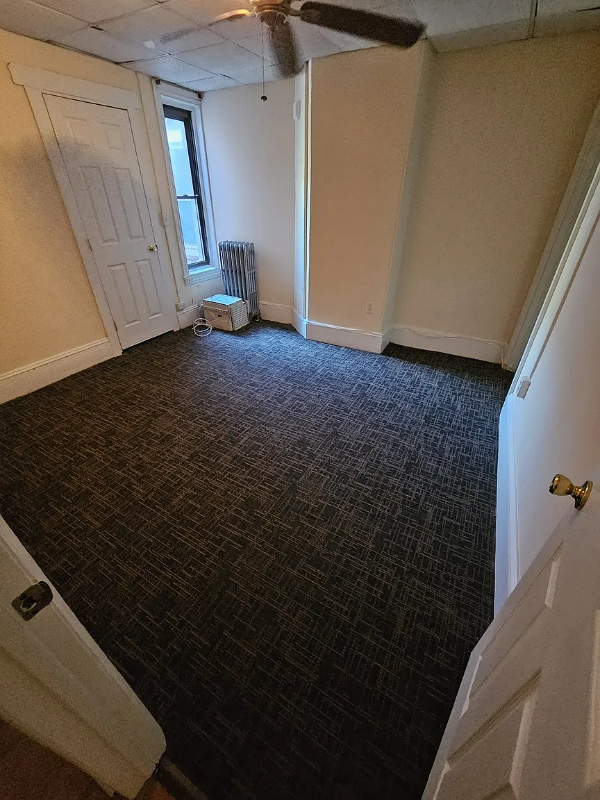 4235 Main St in Philadelphia, PA - Foto de edificio - Building Photo