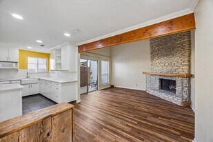 2808 Thrushwood Dr in Austin, TX - Building Photo