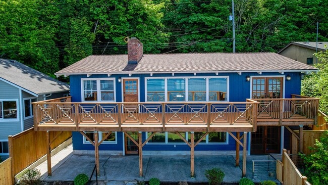 property at 2109 52nd Ave SW