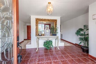 2417 Gerol Dr in Galveston, TX - Building Photo - Building Photo