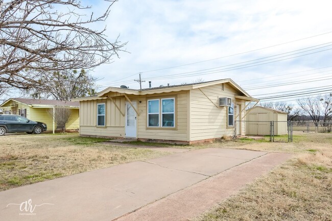 5397 Pueblo Dr in Abilene, TX - Foto de edificio - Building Photo