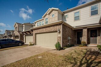 8223 Snapdragon Wy in Dallas, TX - Building Photo - Building Photo
