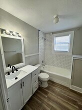 402 Hill St in Bryan, TX - Building Photo - Building Photo
