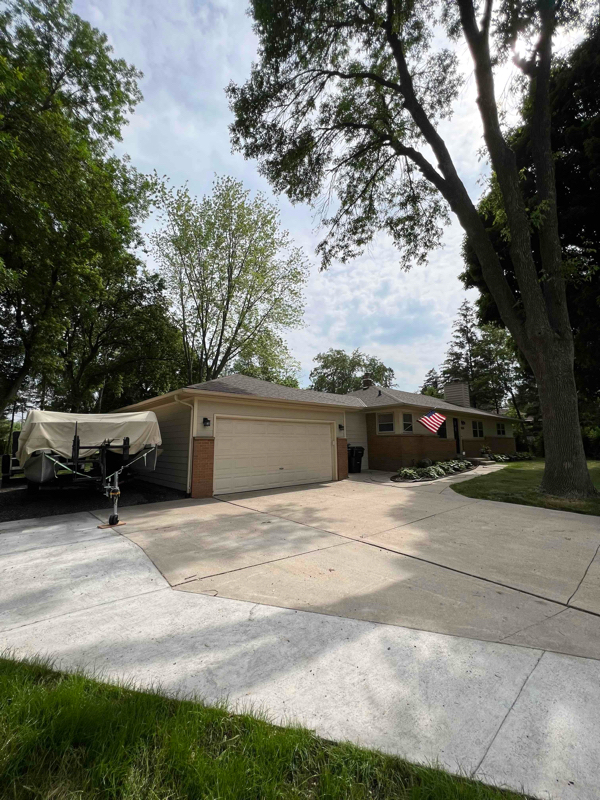 12525 W Joliet Cir in New Berlin, WI - Building Photo - Building Photo