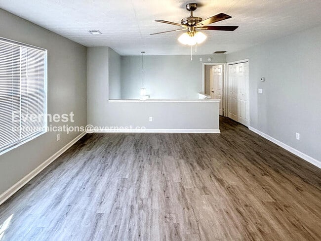 3251 River Ln SE in Atlanta, GA - Building Photo - Building Photo