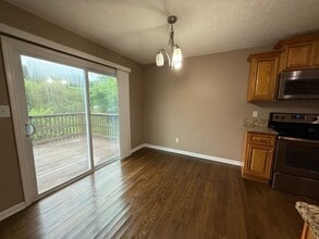 925 Sailor Ave in Bowling Green, KY - Building Photo - Building Photo