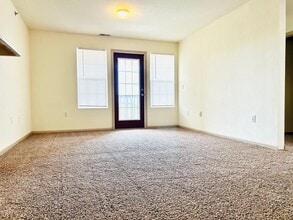 913 Westridge Dr in Junction City, KS - Building Photo - Building Photo