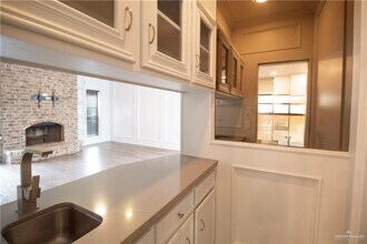 5404 N 5th St in McAllen, TX - Building Photo - Building Photo