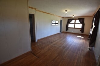 132 E McKenzie Rd in Greenfield, IN - Building Photo - Building Photo