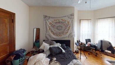 240 School St in Somerville, MA - Building Photo - Building Photo