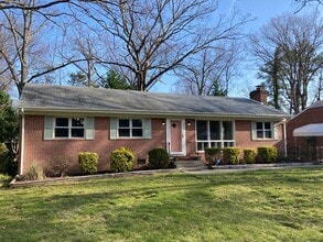 8802 Avalon Dr in Richmond, VA - Building Photo - Building Photo