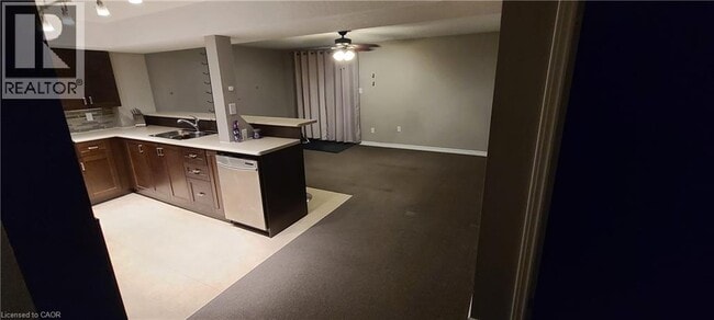 property at 77 Thames Wy