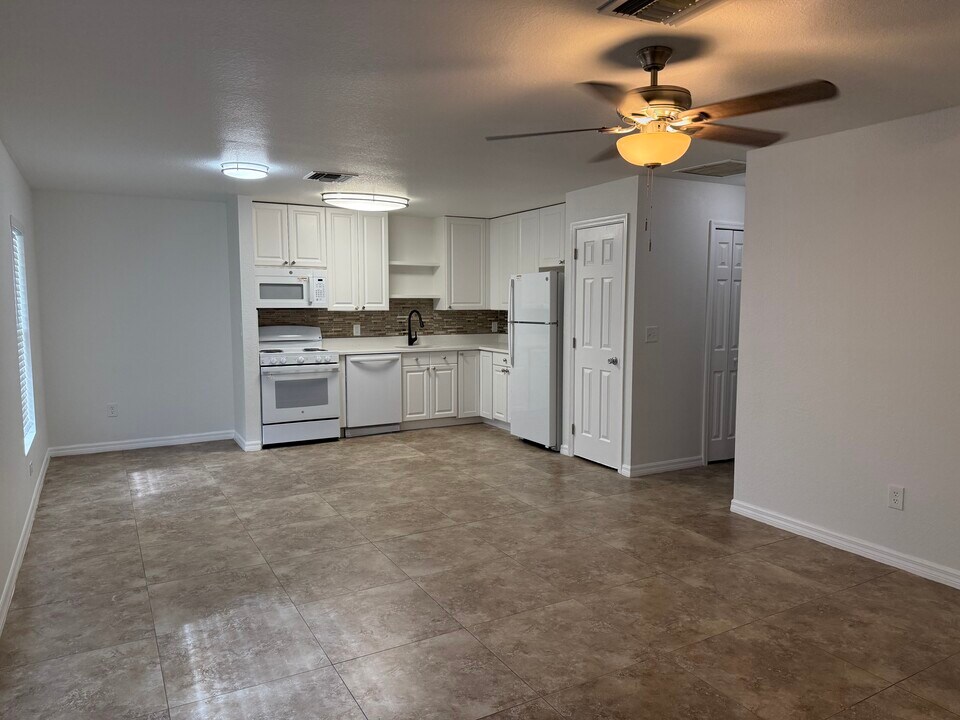 739 Jack Ave S in Lehigh Acres, FL - Building Photo