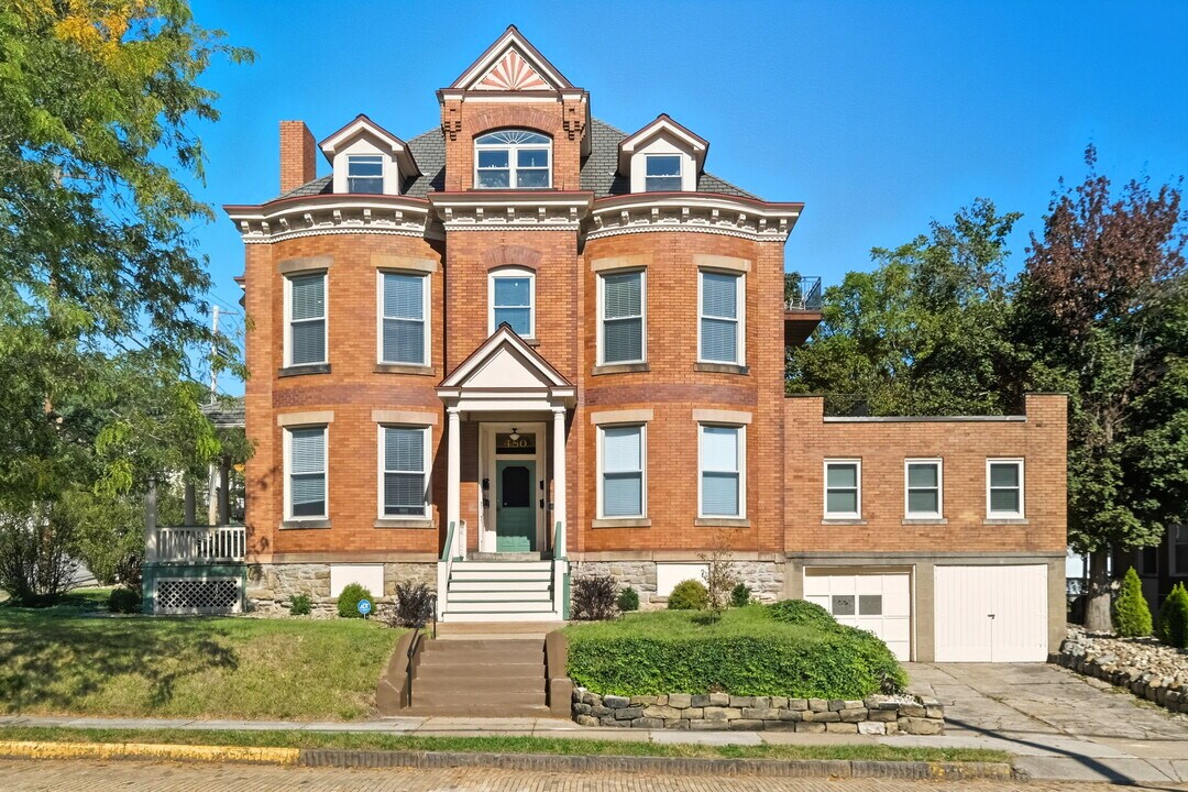 480 Orchard Ave, Unit 2 in Bellevue, PA - Building Photo