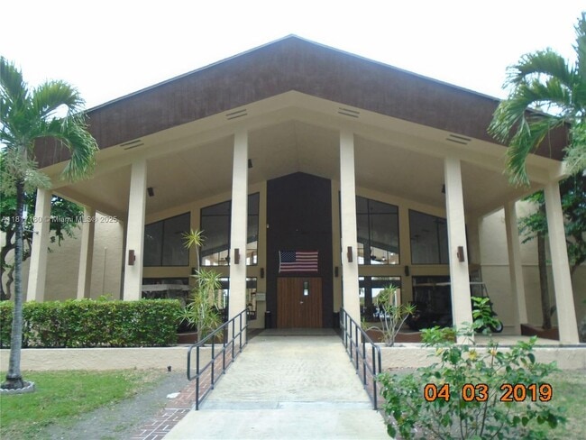 property at 14601 N Kendall Dr
