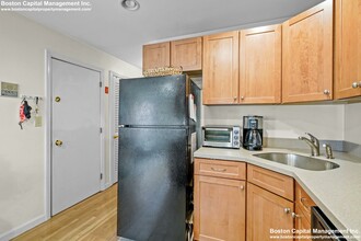 198 Endicott St, Unit 3 in Boston, MA - Foto de edificio - Building Photo