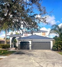 281 SW 178th Way in Pembroke Pines, FL - Building Photo - Building Photo