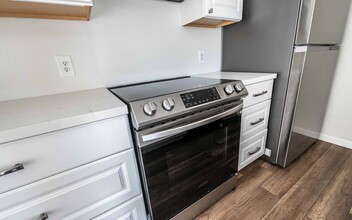 4360 Gannet Cir in Las Vegas, NV - Building Photo - Building Photo