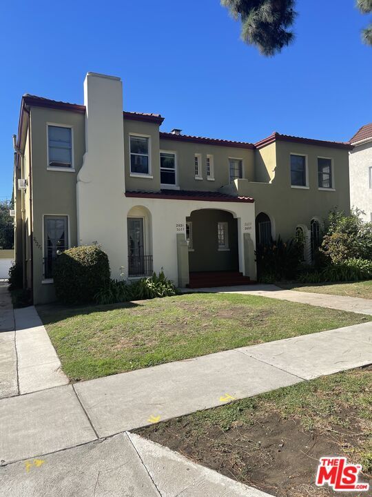 property at 2021 N Vermont Ave