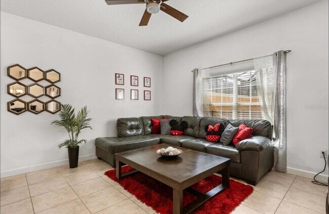 8968 California Palm Rd in Kissimmee, FL - Building Photo - Building Photo