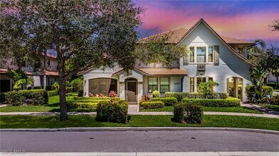 1359 Artesia Dr E in Naples, FL - Building Photo - Building Photo