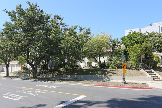 1601-1607 Westholme Ave in Los Angeles, CA - Building Photo - Building Photo