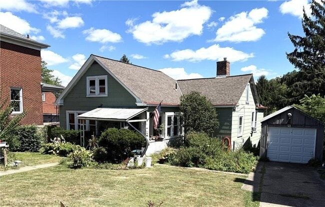 property at 1317 Beechview Ave
