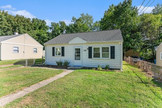 728 Sunnock Ave in Kalamazoo, MI - Building Photo - Building Photo