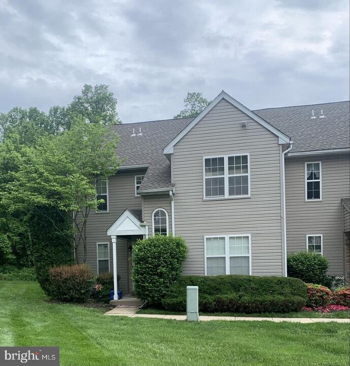 277 Miley Rd in Aston, PA - Building Photo