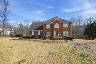 260 Tabor Forest Dr in Oxford, GA - Building Photo