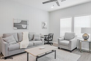 1650 Harris Hill Rd in San Marcos, TX - Building Photo