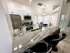 1049 Mourning Dove Ln in Wellington, FL - Building Photo - Building Photo