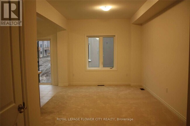 103 Flagg Ave in Brant, ON - Building Photo - Building Photo