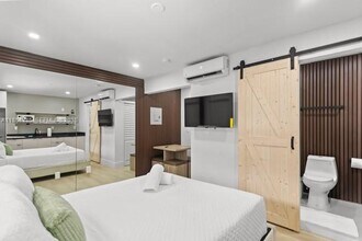 3125 NW 21st Ct in Miami, FL - Foto de edificio - Building Photo