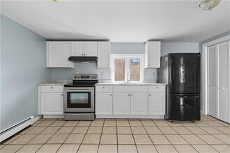 555 Branch Ave in Providence, RI - Building Photo - Building Photo