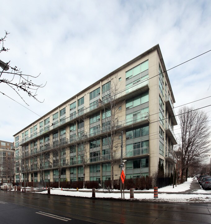 Electra I Lofts in Toronto, ON - Building Photo