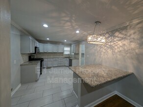 1135 E 49th St in Tulsa, OK - Building Photo - Building Photo