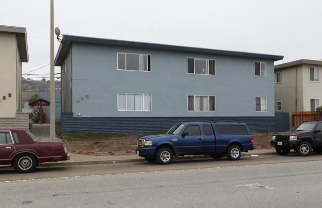 435 Esplanade Ave in Pacifica, CA - Building Photo - Building Photo