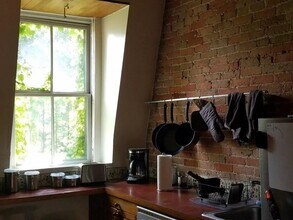 20 Ellery St, Unit 2 in Cambridge, MA - Building Photo - Building Photo