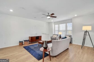 1437 Halstead Pl in Suwanee, GA - Building Photo - Building Photo
