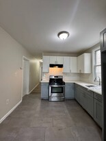 426 S 17th St in Newark, NJ - Building Photo