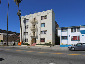 147 S Normandie Ave in Los Angeles, CA - Building Photo - Building Photo