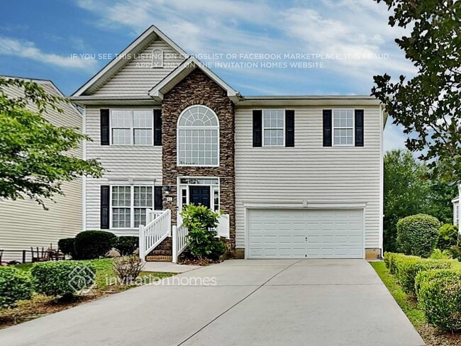 property at 40 Luzelle Dr